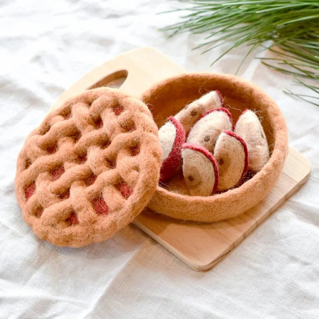 Felt Apple Pie Play Food Set