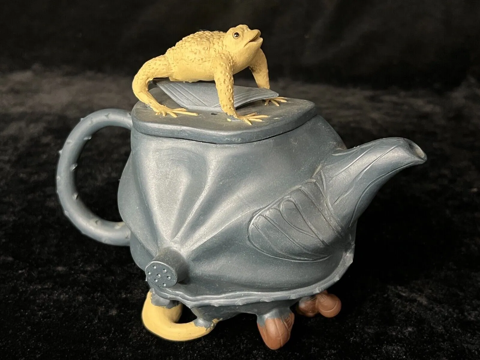 Vintage Chinese Yixing Purple Clay Tea Pot Lotus Por & Toad After Jiang Rong